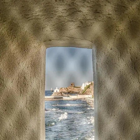 Seafront House In By Explore Ándros
