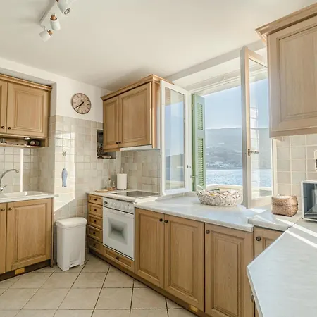 بيت للعطل Seafront House In By Explore *