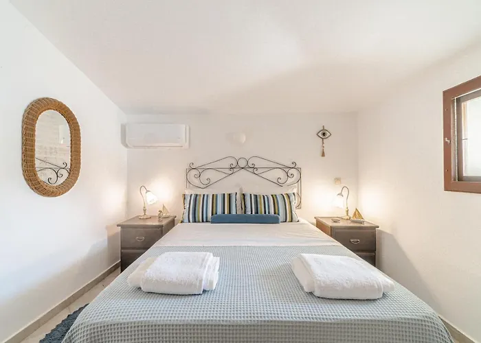 Seafront House In By Explore Holiday home *